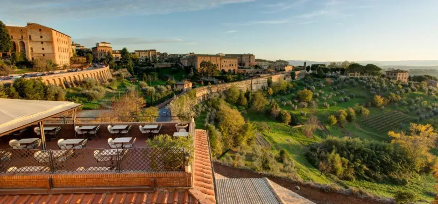 Hotel Athena