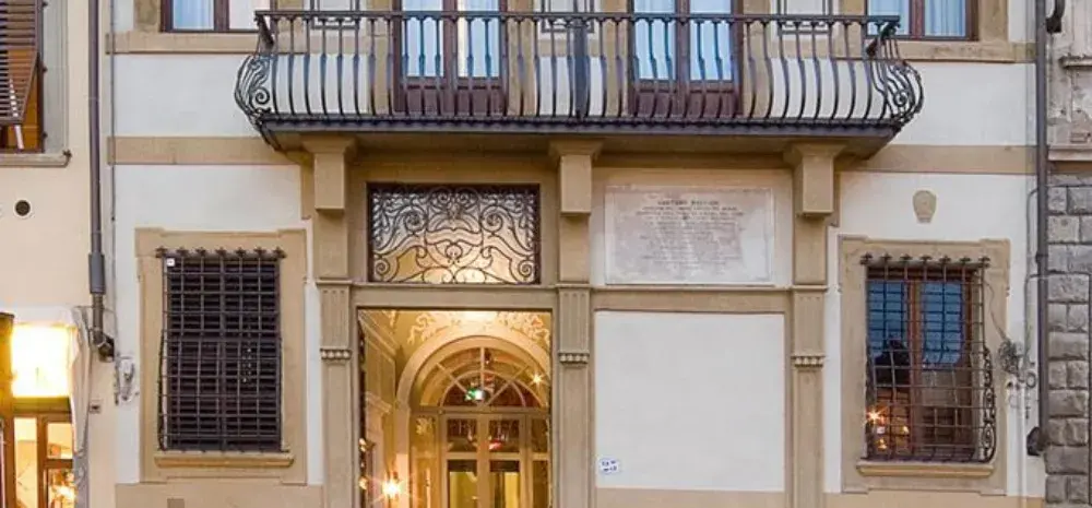 Hotel Rosso 23