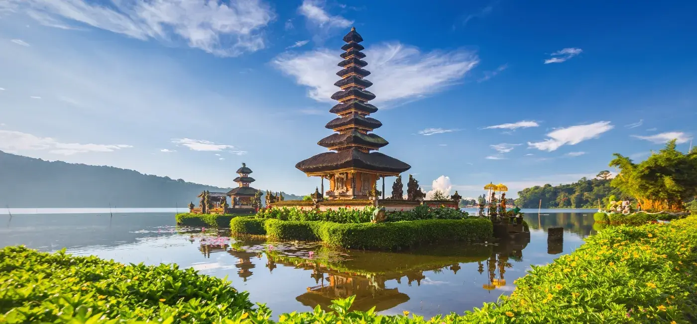Ulun Danu Beratan Temple view of Ubud, Lombok, Bali