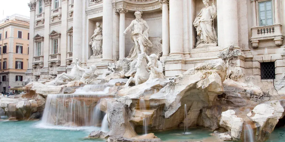 Trevi Fountain view of Rome, Italy